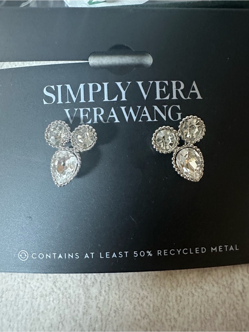 JEWELRY BUNDLE - Picture 5 of 6